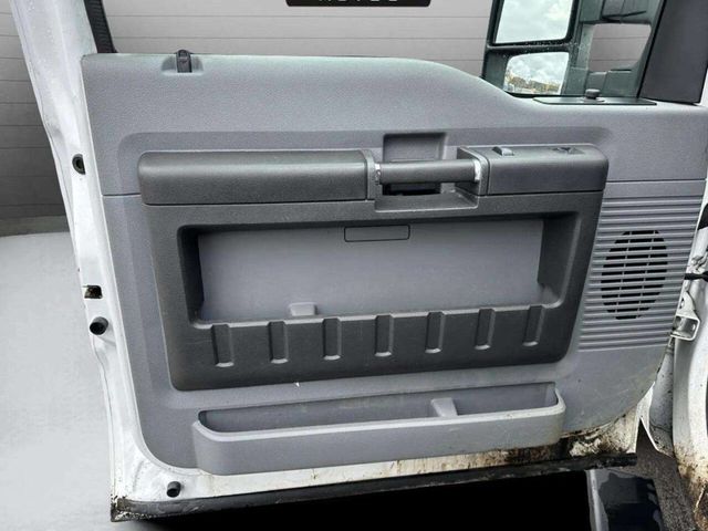 2012 Ford Super Duty F-250 SRW 4WD Reg Cab 137" XL - 23030925 - 13