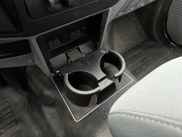 2012 Ford Super Duty F-250 SRW 4WD Reg Cab 137" XL - 23030925 - 30