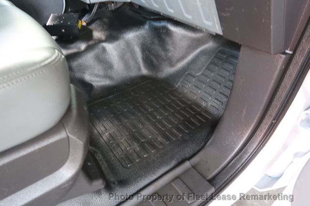 2012 Ford Super Duty F-250 SRW F250SD 2WD Reg Cab Utility  - 22969732 - 19