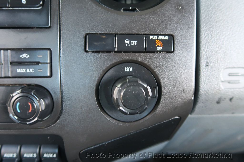 2012 Ford Super Duty F-250 SRW F250SD 2WD Reg Cab Utility  - 22969732 - 26