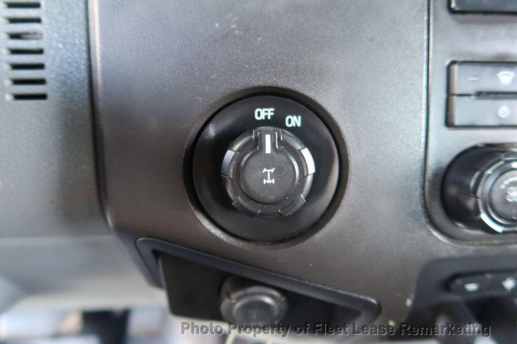 2012 Ford Super Duty F-250 SRW F250SD 2WD Reg Cab Utility  - 22969732 - 27