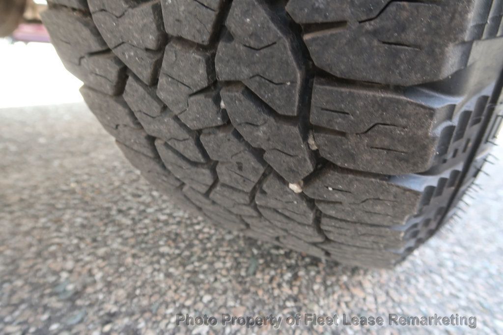 2012 Ford Super Duty F-250 SRW F250SD 2WD Reg Cab Utility  - 22969732 - 33