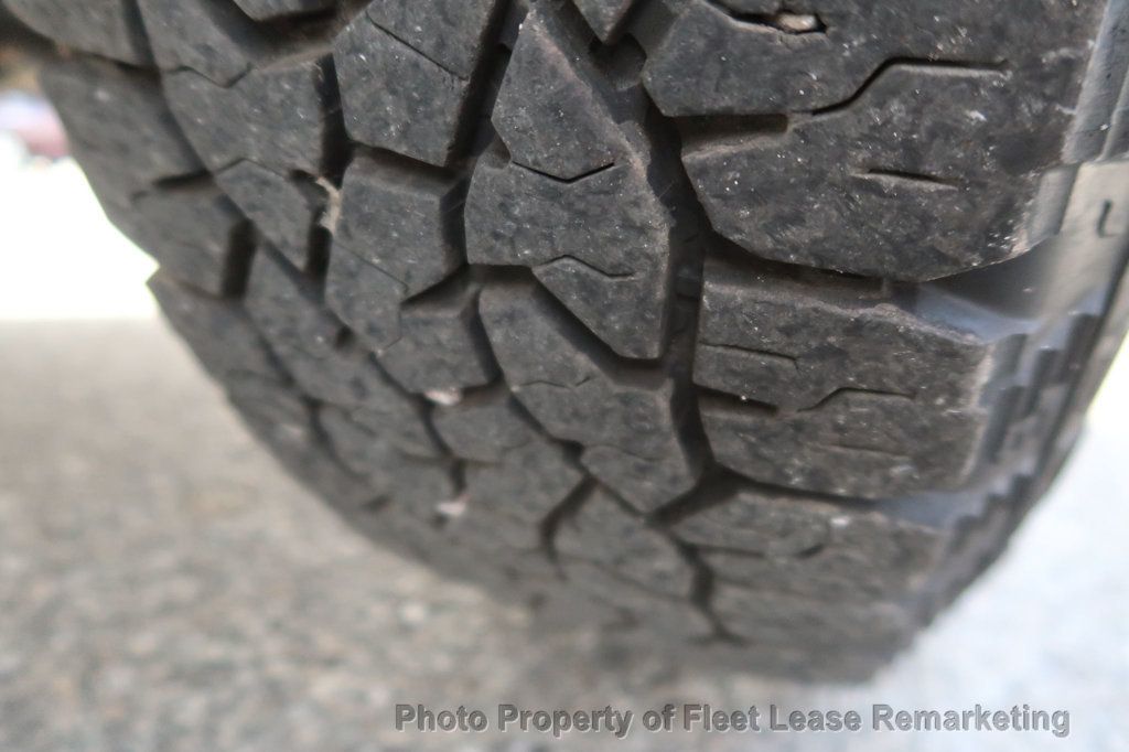 2012 Ford Super Duty F-250 SRW F250SD 2WD Reg Cab Utility  - 22969732 - 36