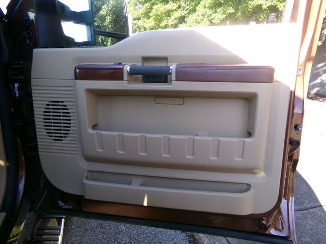 2012 Ford Super Duty F-350 DRW 4WD Crew Cab 172" King Ranch - 22956695 - 13