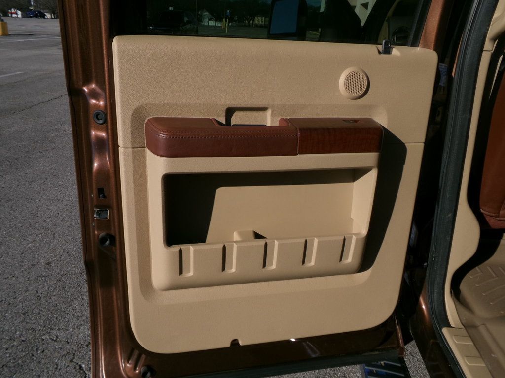 2012 Ford Super Duty F-350 DRW 4WD Crew Cab 172" King Ranch - 22956695 - 21