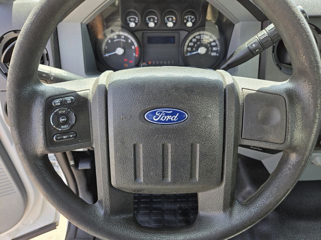 2012 Ford Super Duty F-350 SRW 2WD Reg Cab 137" XL - 22940898 - 13
