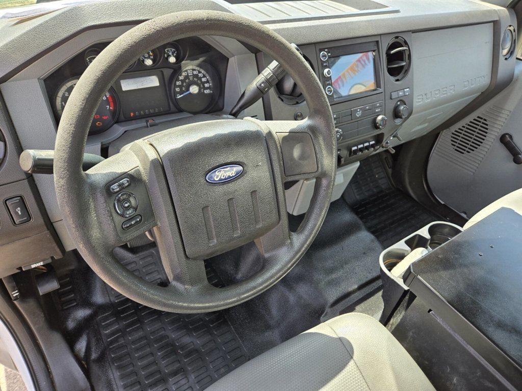 2012 Ford Super Duty F-350 SRW 2WD Reg Cab 137" XL - 22963590 - 6