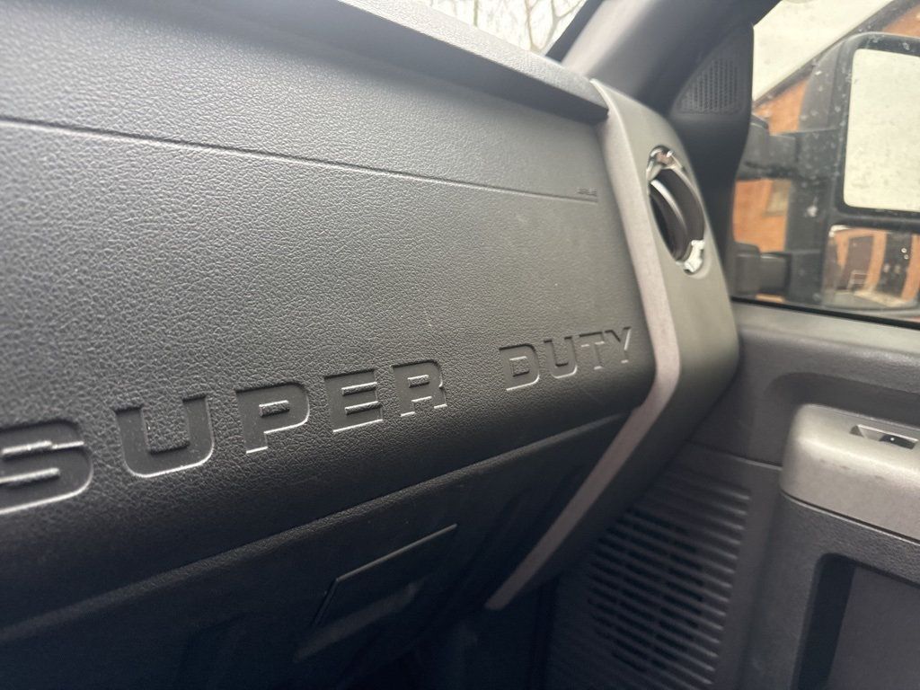 2012 Ford Super Duty F-350 SRW Lariat - 22950974 - 11
