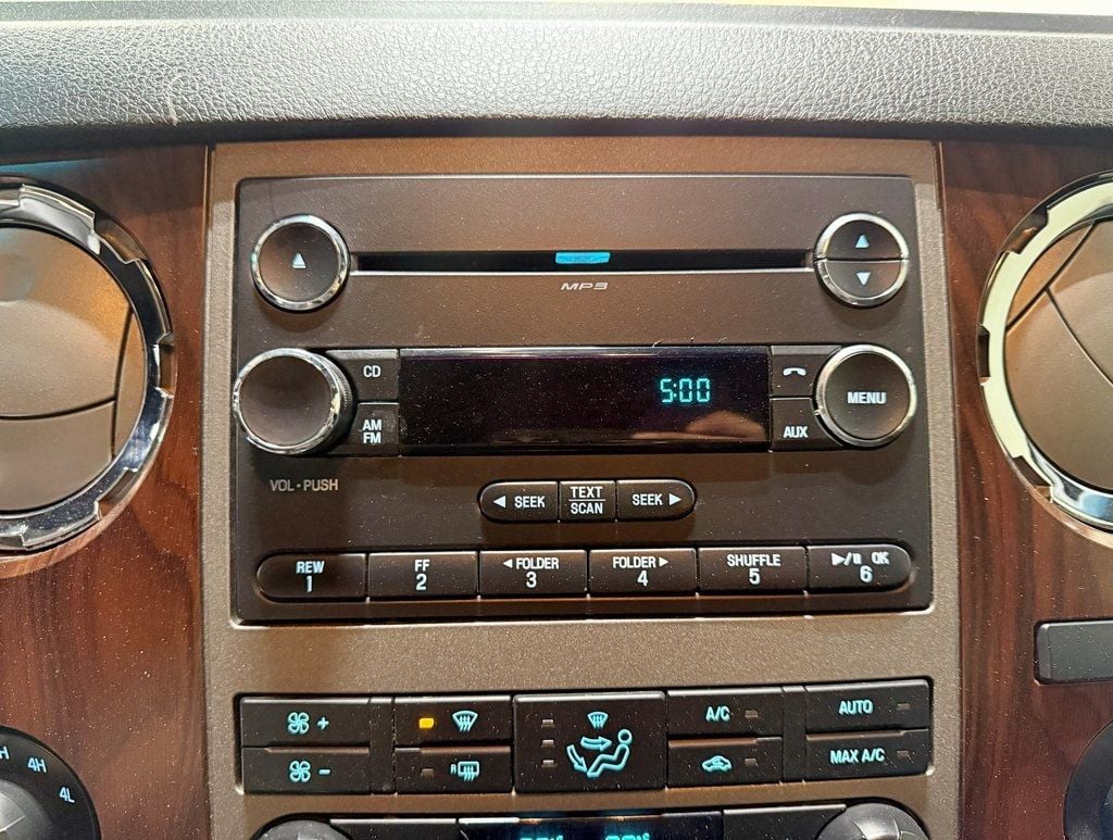 2012 Ford Super Duty F-350 SRW Lariat - 22950974 - 18