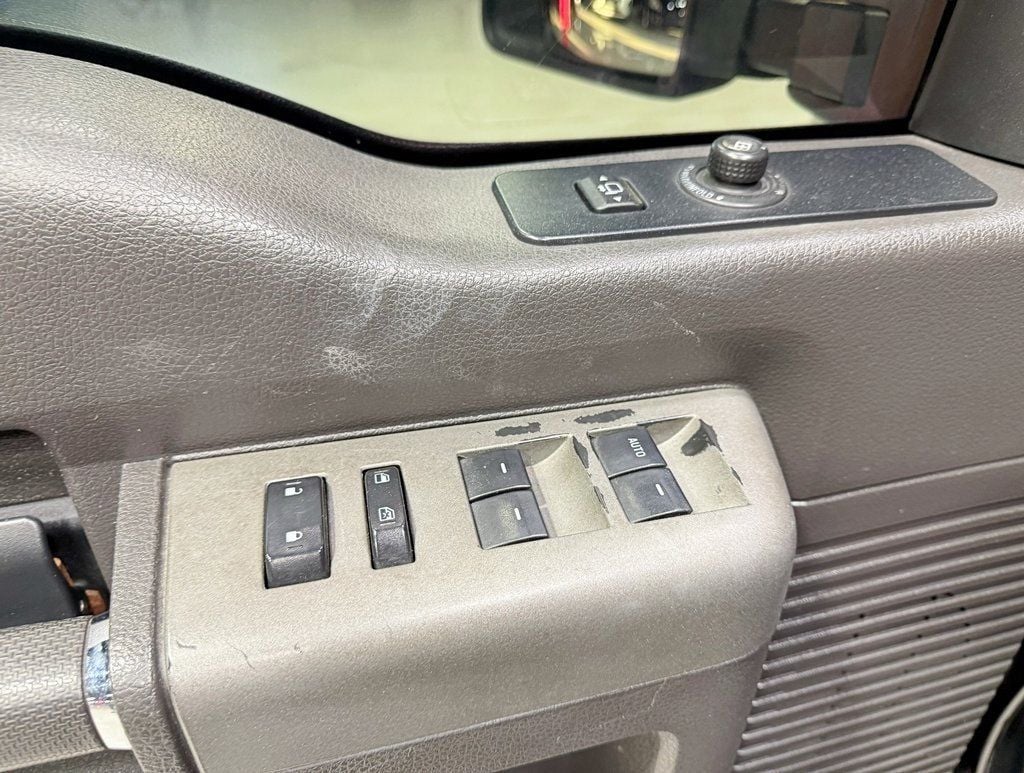 2012 Ford Super Duty F-350 SRW Lariat - 22950974 - 30