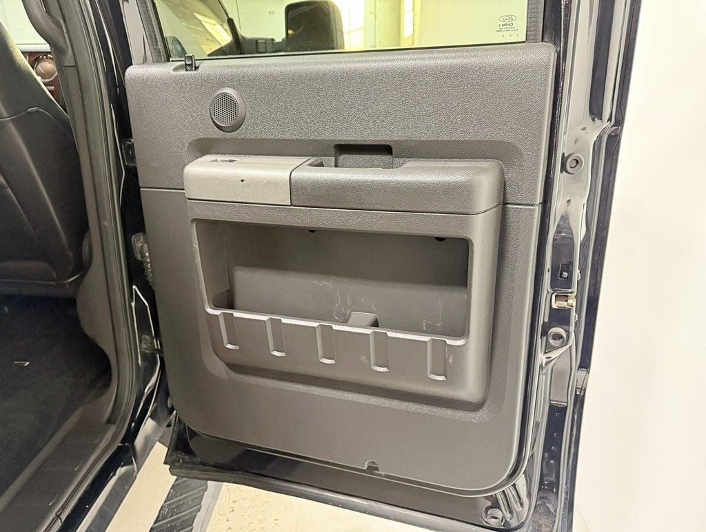 2012 Ford Super Duty F-350 SRW Lariat - 22950974 - 39