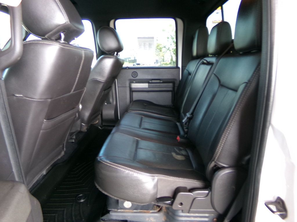 2012 Ford Super Duty F-450 DRW 4WD Crew Cab 172" Lariat - 22994697 - 11