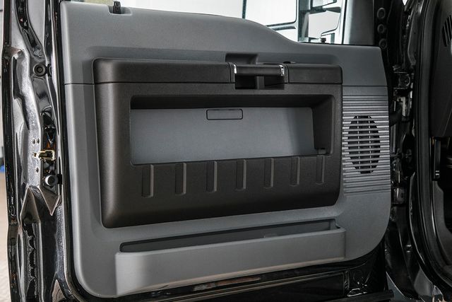 2012 Ford Super Duty F-450 DRW Cab-Chassis F450 REG CAB XL * 6.7 POWERSTROKE * 10' STAKE BODY * 1 OWNER - 16588093 - 30