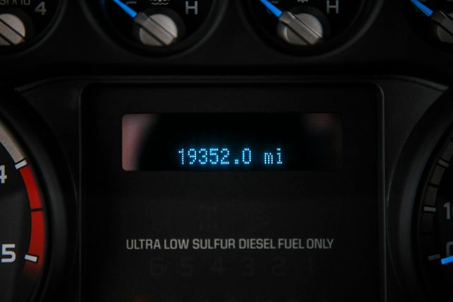 2012 Ford Super Duty F-450 DRW Cab-Chassis F450 REG CAB XL * 6.7 POWERSTROKE * 10' STAKE BODY * 1 OWNER - 16588093 - 31