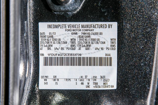 2012 Ford Super Duty F-450 DRW Cab-Chassis F450 REG CAB XL * 6.7 POWERSTROKE * 10' STAKE BODY * 1 OWNER - 16588093 - 33