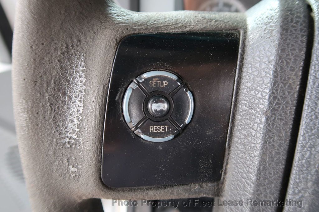 2012 Ford Super Duty F-450 DRW Cab-Chassis F450SD 4WD Reg Cab Utility Bucket - 22887104 - 26