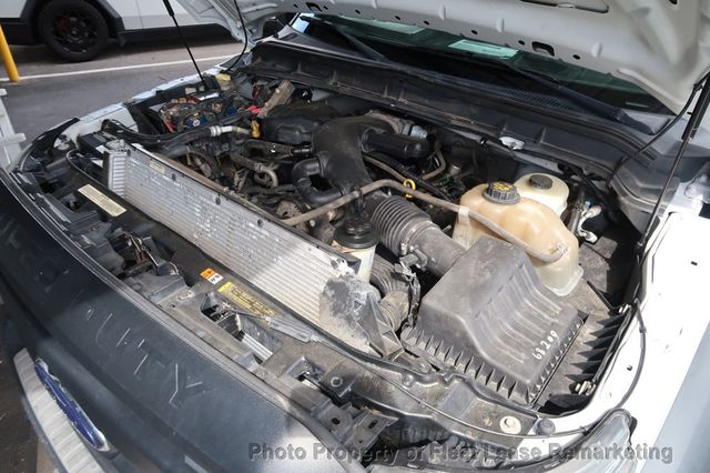 2012 Ford Super Duty F-450 DRW Cab-Chassis F450SD 4WD Reg Cab Utility Bucket - 22887104 - 32