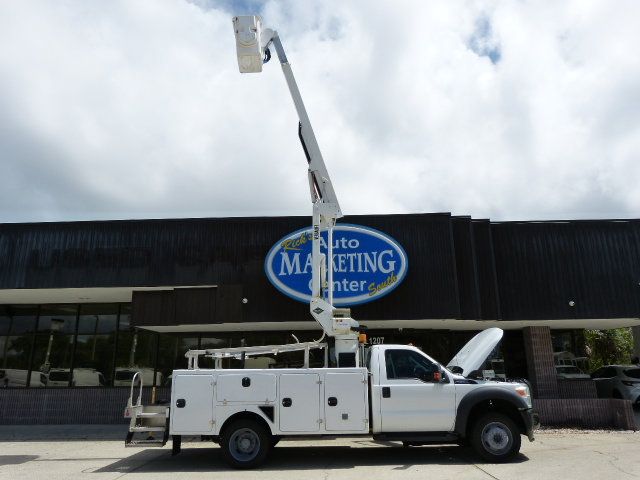 2012 Ford Super Duty F-550 DRW 6.8L V10 GAS*XL*2WD*REG CAB*37FT. PLATFORM HEIGHT "ALTEC" BUCKET - 23008067 - 32