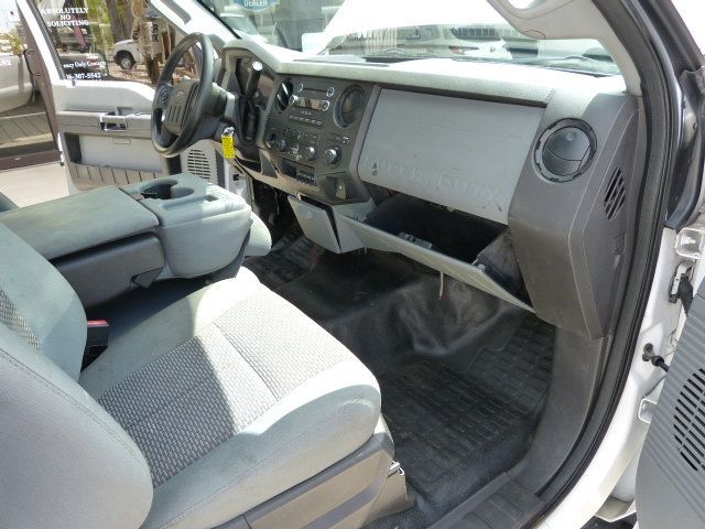 2012 Ford Super Duty F-550 DRW 6.8L V10 GAS*XL*2WD*REG CAB*37FT. PLATFORM HEIGHT "ALTEC" BUCKET - 23008067 - 37