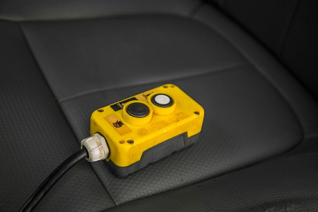 2012 Ford Super Duty F-550 DRW F550 CREW 4X4 * 6.7 POWERSTROKE * 12' LANDSCAPE DUMP * 1 OWNER - 17325906 - 37