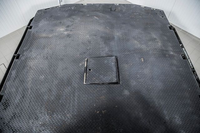 2012 Ford Super Duty F-550 DRW F-550 CREW CAB 4X4 FLAT BED - 15537887 - 16