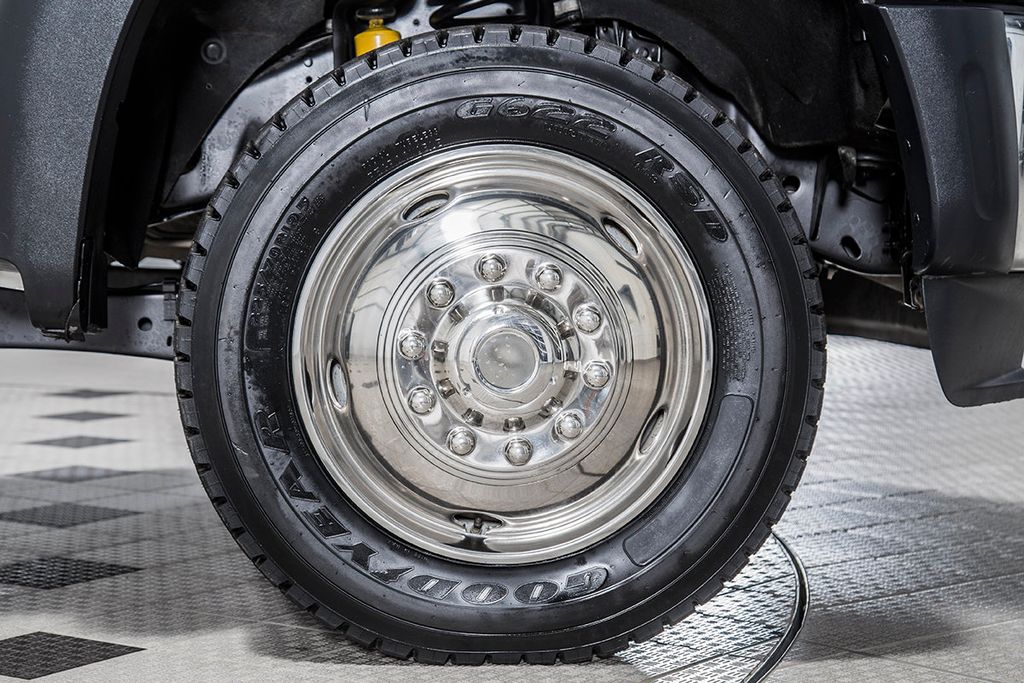 2012 Ford Super Duty F-550 DRW F-550 CREW CAB 4X4 FLAT BED - 15537887 - 17