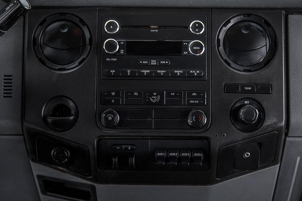 2012 Ford Super Duty F-550 DRW F-550 CREW CAB 4X4 FLAT BED - 15537887 - 23