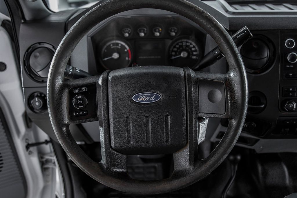 2012 Ford Super Duty F-550 DRW F-550 CREW CAB 4X4 FLAT BED - 15537887 - 26