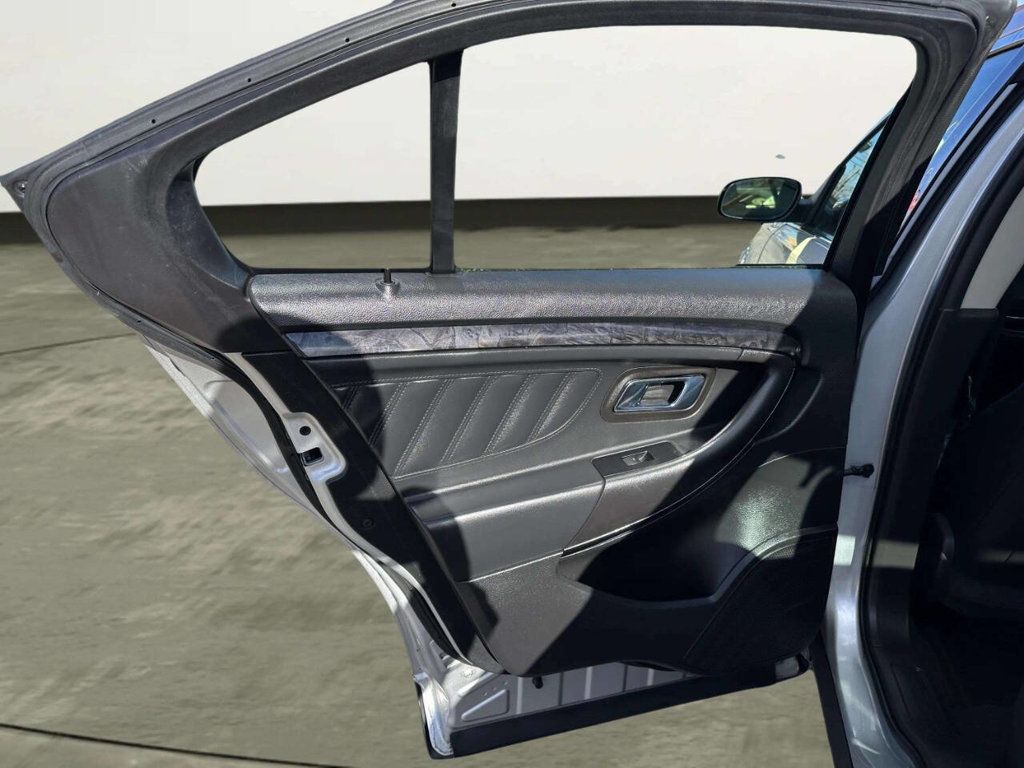 2012 Ford Taurus 4dr Sedan Limited FWD - 23000004 - 11