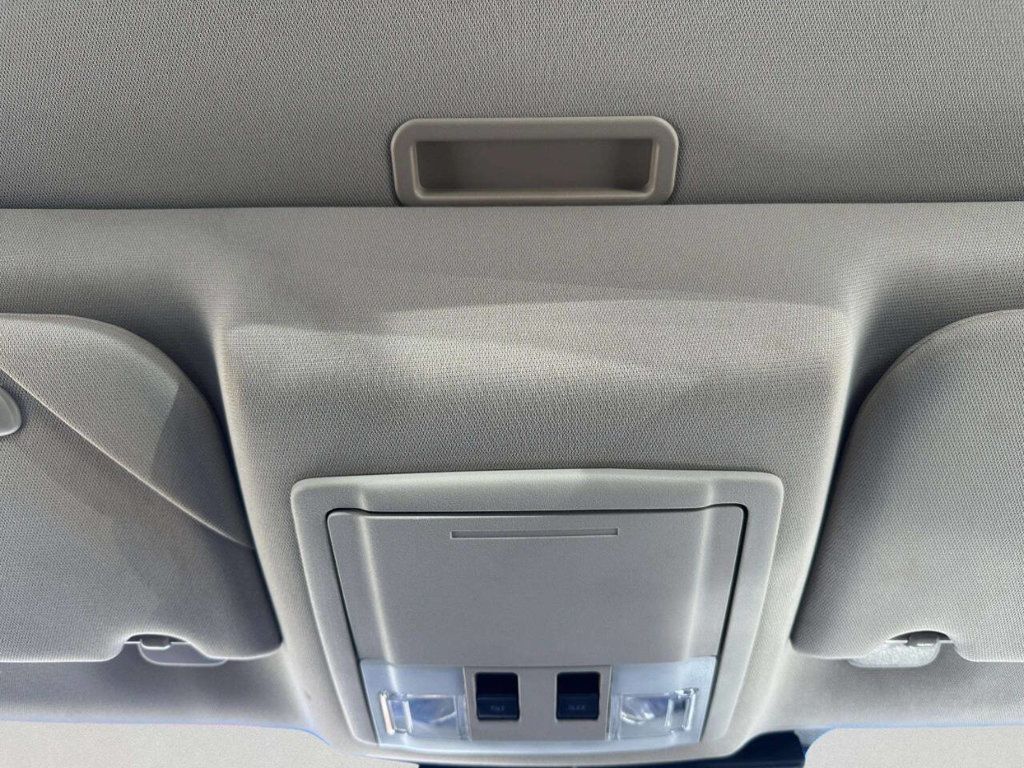 2012 Ford Taurus 4dr Sedan Limited FWD - 23000004 - 29