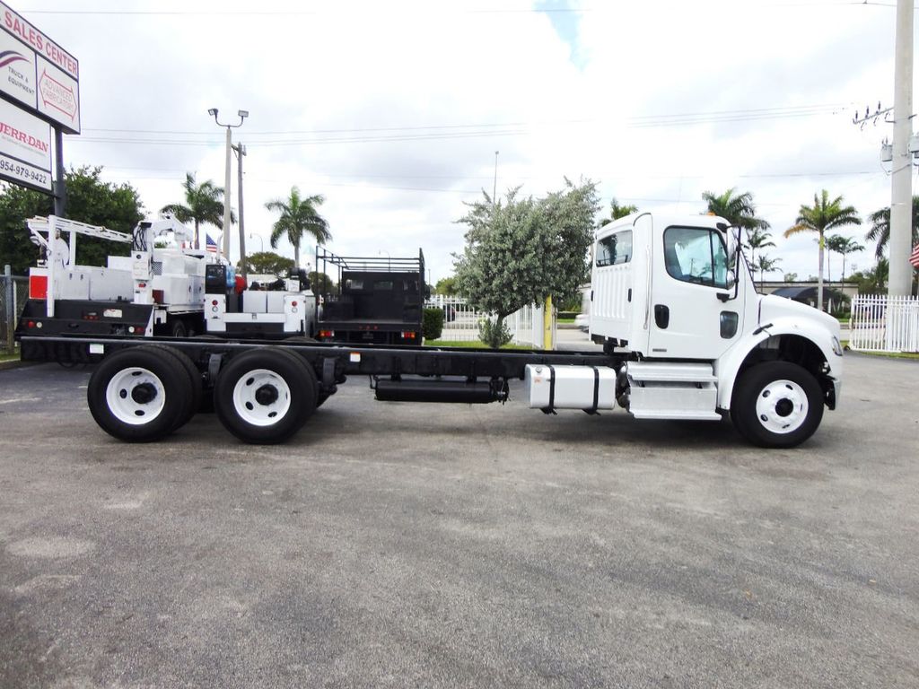 2012 Freightliner BUSINESS CLASS M2 52,000LB GVWR TANDEM AXLE CHASSIS.. - 20032861 - 5