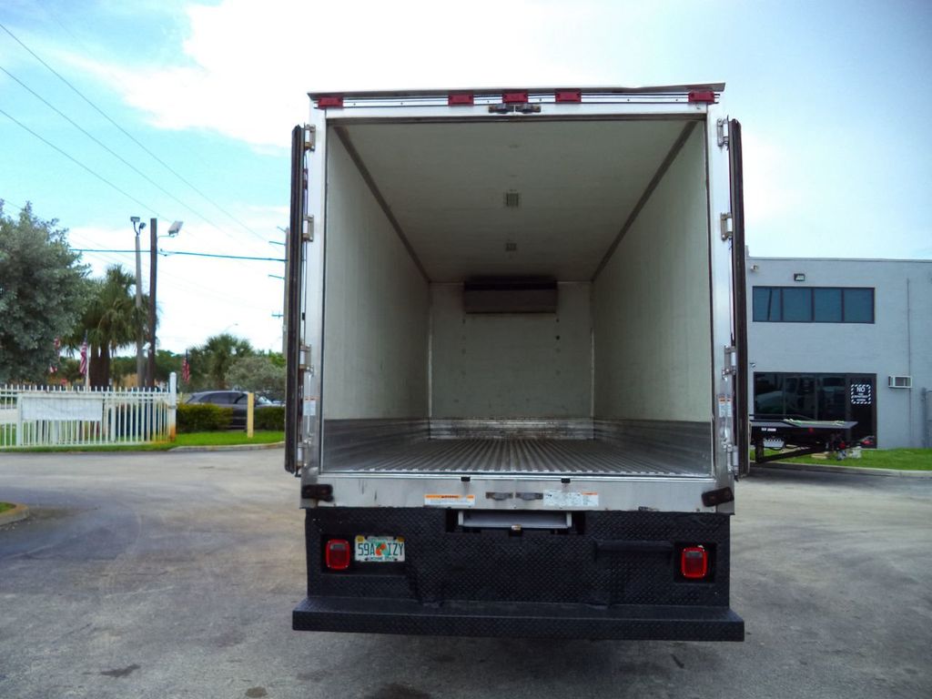 2012 Freightliner BUSINESS CLASS M2 106 20FT REFRIGERATED BOX TRUCK. THERMO KING T680R WHISPER - 22025623 - 20
