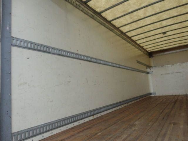 2012 Freightliner BUSINESS CLASS M2 106 24FT DRY BOX TRUCK. MOVING TRUCK.. UNDER CDL - 21593359 - 19