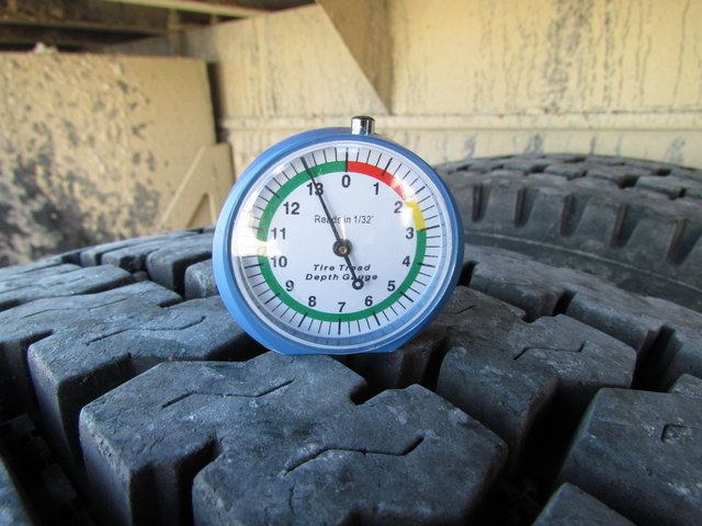 2012 Freightliner M2106 Flatbed 4x2 - 14884430 - 18
