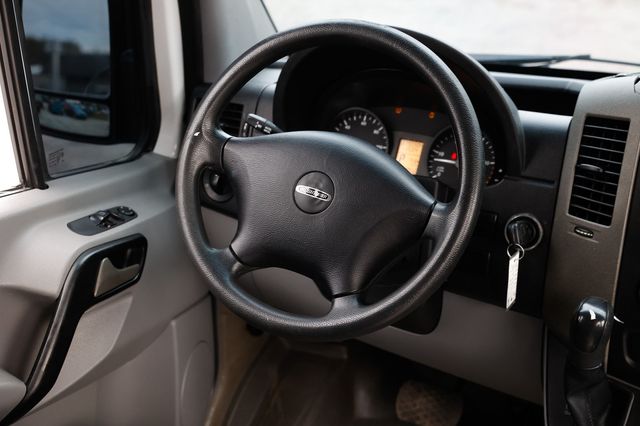 2012 Freightliner Sprinter  - 22964918 - 27