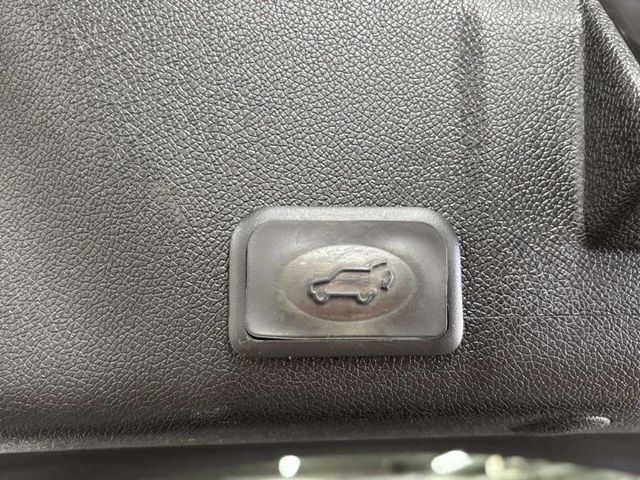 2012 GMC Acadia AWD 4dr Denali - 23014695 - 6