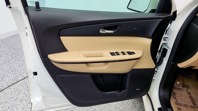 2012 GMC Acadia AWD 4dr Denali w/ Rear Seat DVD Entertainment System - 23002154 - 9