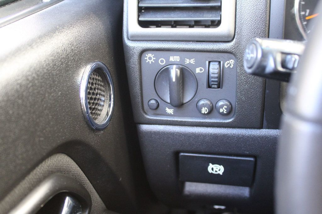 2012 Gmc Canyon SLE photo 23