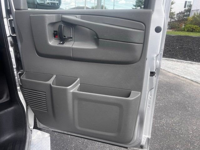 2012 GMC Savana Passenger FULL POWER SEATING FOR 8- 12 SEVERAL IN STOCK TO CHOOSE FROM - 22513018 - 35