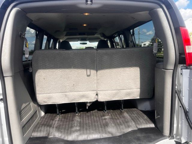 2012 GMC Savana Passenger FULL POWER SEATING FOR 8- 12 SEVERAL IN STOCK TO CHOOSE FROM - 22513018 - 45