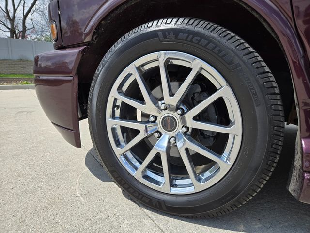 2012 GMC Savana RV 1500 Explorer SE Hi Top Conversion Mobilityworks - 23007374 - 21