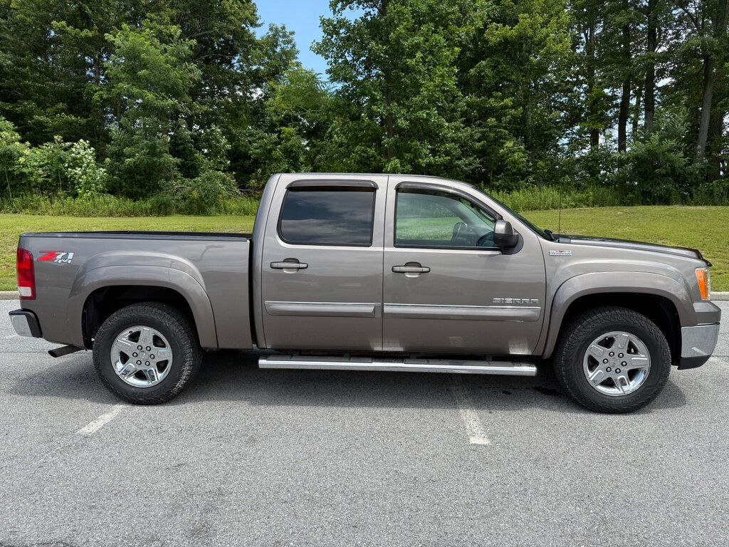 2012 Gmc Sierra 1500 SLE photo 2