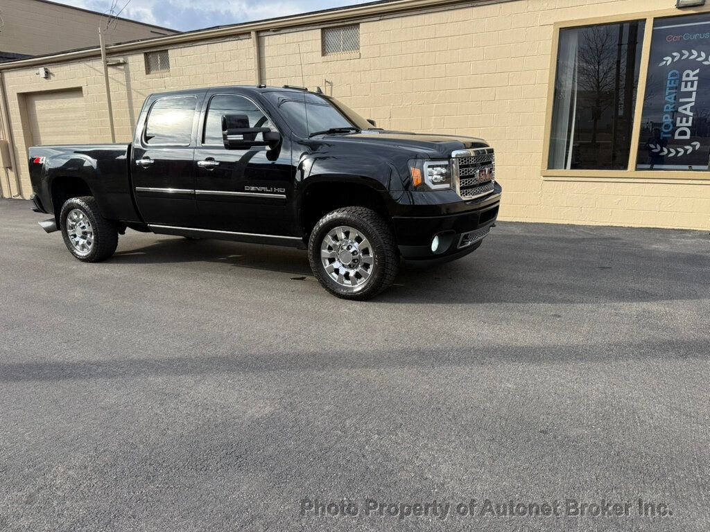 2012 GMC Sierra 2500HD 4WD Crew Cab 153.7" Denali - 22994962 | Video 2
