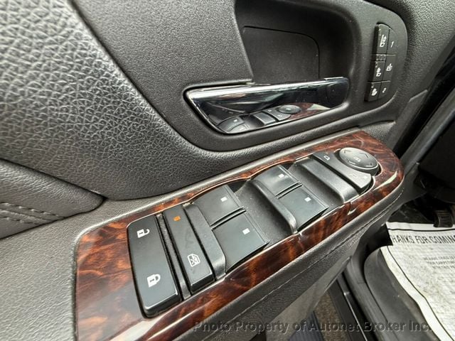 2012 GMC Sierra 2500HD 4WD Crew Cab 153.7" Denali - 22994962 - 22