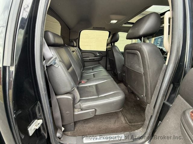 2012 GMC Sierra 2500HD 4WD Crew Cab 153.7" Denali - 22994962 - 30