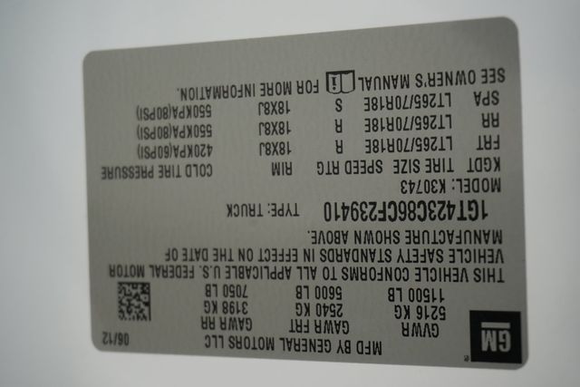 2012 GMC Sierra 3500HD 4WD Crew Cab 153.7" SRW SLE - 22841269 - 29