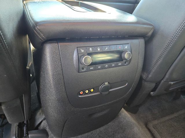 2012 GMC Yukon AWD 4dr 1500 Denali - 23032481 - 11