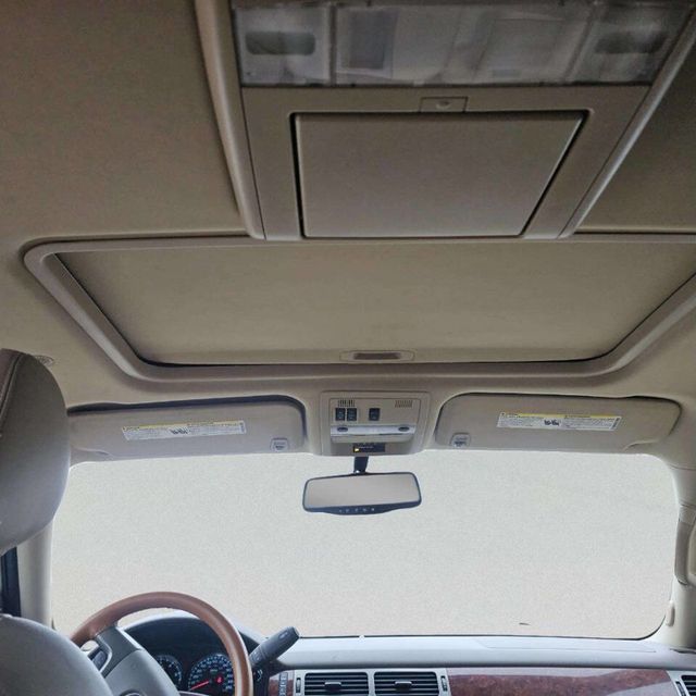 2012 GMC Yukon XL 4WD 4dr 1500 SLT - 22970250 - 9