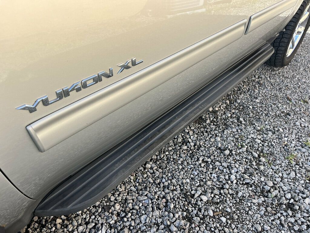 2012 GMC Yukon XL 4WD 4dr 1500 SLT - 23072857 - 19