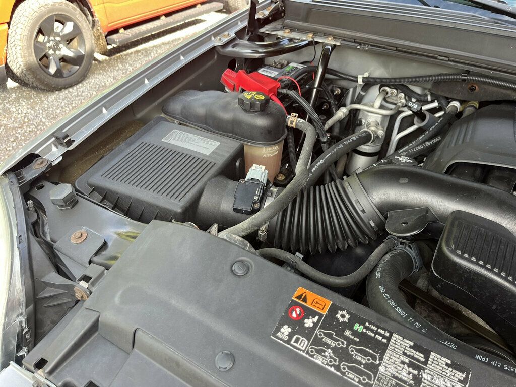 2012 GMC Yukon XL 4WD 4dr 1500 SLT - 23072857 - 23